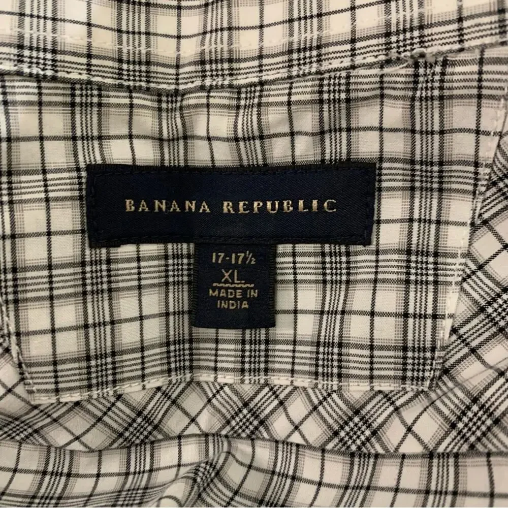 Banana Republic‎ button down shirt size XL
